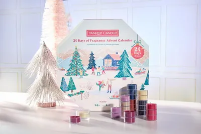 Produktbild von Yankee Candle Christmas Advent Calendar Wreath