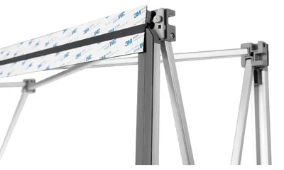 Obrázek produktu pro Nástěnný magnetický pop-up stojan – 3×4, zakřivený, v pultu s kufříkem