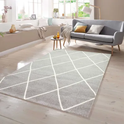 Image de Tapis de style scandinave à motif losange, gris, crème et blanc - Dimensions : 240 x 340 cm