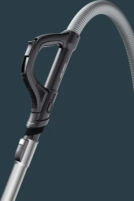 Produktbild von Rowenta Silence Force Cyclonic Parkett Staubsauger ohne Beutel RO7935, 500 W, Zylinder-Vakuum, Trocken, Beutellos, 2,5 l, HEPA