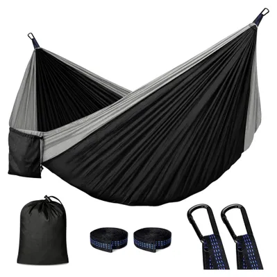 Produktbild von Ultraleichte Camping-Hängematte für den Außenbereich mit Karabinern und Baumgurten, 295x140cm, 350kg Tragkraft, Schwarz und Grau