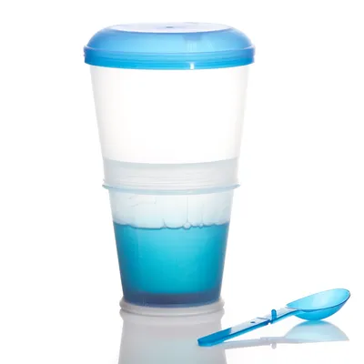 Produktbild von Müsli 2 Go Becher mit gekühlter Milch - Blau