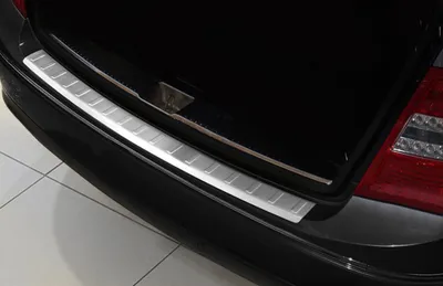 Immagine prodotto di Protezione del bordo del bagagliaio Mercedes Classe C 2007-2011 (combi, opaco)