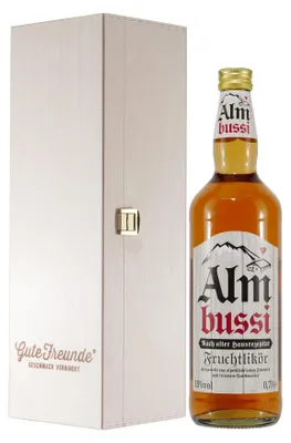 Produktbild von Mackenstedter Almbussi Likör mit Geschenk-Holzkiste
