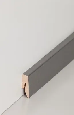 Produktbild von Sockelleiste MDF 15 x 40 x 2500 mm Edelstahloptik MDF-Kern foliert Fußleiste by PROVISTON 62.5 Meter | 25 Stück