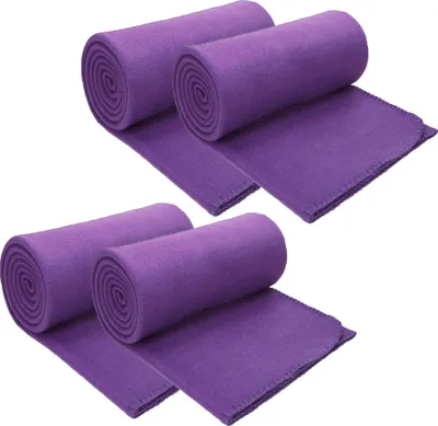 Produktbild von Betz 4 Stück Luxus Fleecedecken 130x170 cm Kuscheldecken Farbe lila