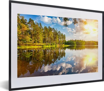 Produktbild von MuchoWow® Gerahmtes Poster Bäume - Wasser - Sonne 40x30 cm - Poster mit Schwarzem Bilderrahmen Wandposter Rahmen Foto Bilder - Bilderrahmen - Poster im Rahmen