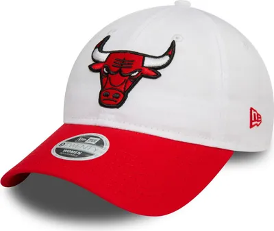 Zdjęcie produktu dla Czapka damska New Era 9Twenty Strapback - Chicago Bulls