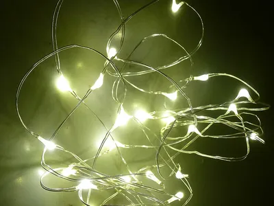 Produktbild von LED-Lichterkette aus Kupferdraht mit 30 warmweissen LED's / für innen