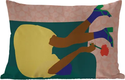 Produktbild von MuchoWow® Outdoor Kissen - Frau - Blumen - Retro - 60x40 cm - Wetterfest - Lounge Kissen - Zierkissen - Kissen für Innenräume