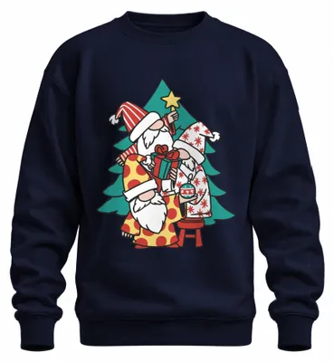 Imagen del producto de "Suéter navideño uni con diseño de gnomos suecos, ideal para regalo de Navidad. Color azul marino, talla XXL."