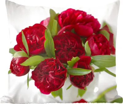 Produktbild von MuchoWow® Zierkissen Sofakissen Wohnzimmer Dekokissen 60x60 cm Ein Strauß roter Pfingstrosen in einer Vase - Sitzfläche - Foto Polster