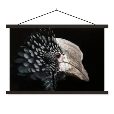 Produktbild von MuchoWow® Textilposter Vogel - Schnabel - Federn 60x40 cm mit schwarzem Rahmen - Hölzernes