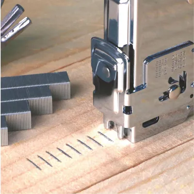 Produktbild von EXTOL PREMIUM Klammerpistole 3-Funktionen, 6-12mm, inkl. 100 Klammern, 8851105
