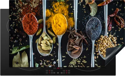 Produktbild von KitchenYeah© Herdabdeckplatte Gewürze - Löffel - Schwarz - Küche , 89x51cm, Küche Deko, Glaskeramikkochfeld Herdabdeckung, Abdeckplatte fùr Kochfeld