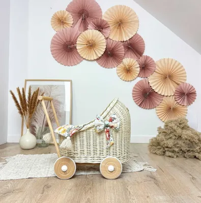 Image de WikliBOX - Landau en osier pour poupées, couleur écru, avec literie à fleurs - bois