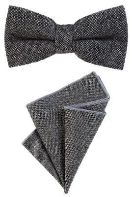 Produktbild von DonDon Herren Fliege 12 x 6 cm gebunden längenverstellbar und Einstecktuch 23 x 23 cm farblich passend aus Baumwolle dunkelgrau schwarz