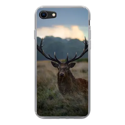 Produktbild von MuchoWow® Handyhülle Schutzhülle Hülle für iPhone 8 Hirsch - Wiese - Geweih Silikon Softcase Handy Hülle - Schutzhaube
