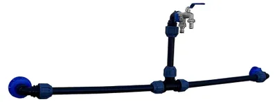 Produktbild von Tankverbindungsset für IBC Regenwassertanks (2-6 Tanks) mit 1/2" Auslaufhahn, 2x 3/4" Auslaufgewinde, Schlauchanschluss und Schlauchklickanschluss, Schwarz/Blau, Polyethylen (PE), Rund