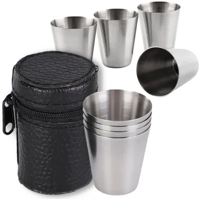 Produktbild von Edelstahl Schnapsgläser Campingbecher Flachmann Becher Set 4x 30 ml mit Etui Outdoor Reise Biwak Survival
