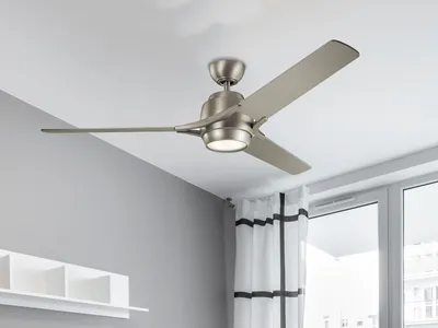Obrázek produktu pro Tichý stropní ventilátor Elstead Zeus s LED osvětlením Ø152cm dřevo + dálkové ovládání stříbrný