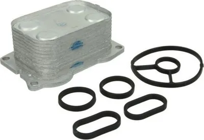 Obrázek produktu pro THERMOTEC D4C005TT Chladič oleje motorového oleje pro FORD FOCUS III Turnier Kuga Mk2 (DM2) MONDEO IV Turnier (BA7) Focus II Hatchback (DA, HCP, DP) S-MAX (WA6)