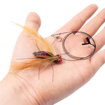 Produktbild von Spielanhänger für Katzenangel · Fliege mit Feder & Draht · Gesamtlänge ca. 65 cm