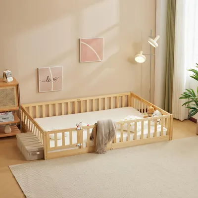 Immagine prodotto di Lettino FCH con protezione anticaduta e rete a doghe, 90x200 cm, letto a terra Montessori con uscita laterale, letto singolo per camera dei ragazzi, finitura naturale