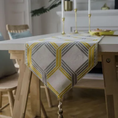 Produktbild von Gele Polyester Tischläufer, 35,1 x 140 cm