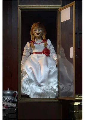 Productafbeelding van NECA Actiefiguur Annabelle uit het Conjuring-universum, retro-stijl, 20 cm