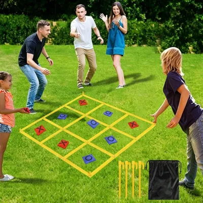 Image de Grandes aires de jeux en plein air pour enfants et adultes