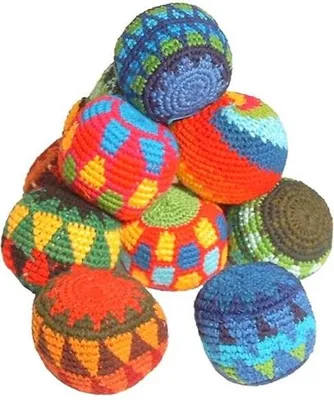 Produktbild von Jonglierbälle, Stressbälle, Stoffbälle handgefertigt in Guatemala, Durchmesser ca. 5,5 cm, verschiedene Farben