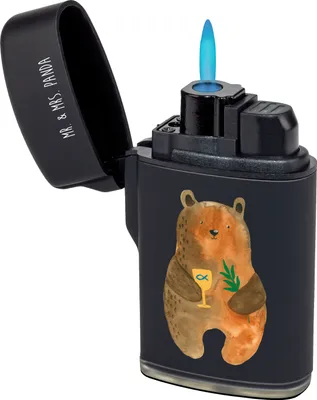 Produktbild von Mr. & Mrs. Panda Feuerzeug Bär Konfirmation - Schwarz - Geschenk, Evangelisch, Feuerzeuge, Teddy, sturmfeuerzeuge, sturmfeuerzeug, Gottesdienst, anzünder, Kirche
