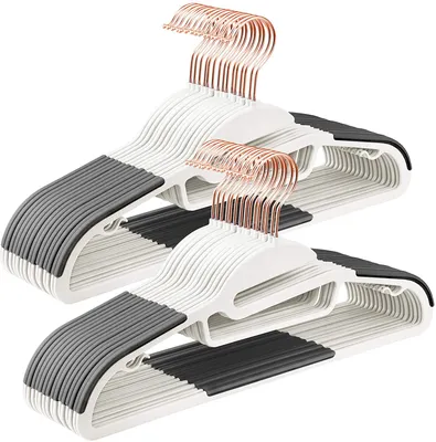 Produktbild von SONGMICS Kleiderbügel 30er Set, Anzugbügel aus Kunststoff, Anti-Rutsch-Design, platzsparend, 0,5 cm dick, Haken in Roségold, um 360° drehbar, 41,5 cm breit, weiß-grau CRP043W01