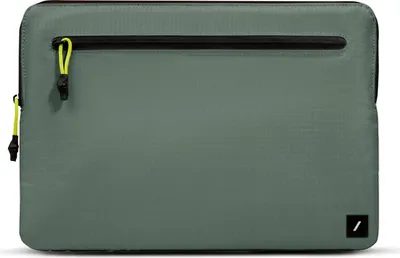 Produktbild von Native Union Ultralight Sleeve - etui ochronne do Macbook 15" (slate green)