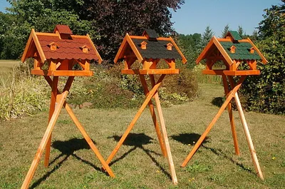Produktbild von XXL Vogelhaus ohne / mit Ständer 145cm Holz Vogelfutterhaus Vogelfutterhaus 2024: Dunkel Farbe: Dunkel