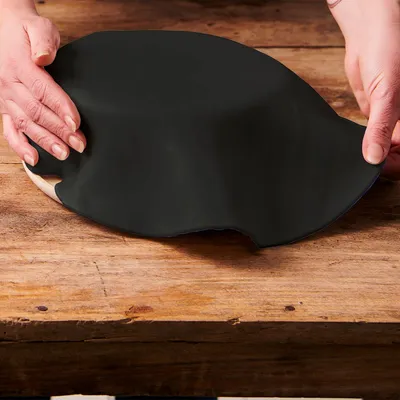 Produktbild von FunCakes Ausgerollte Fondantdecke Raven Black (schwarz) 430g