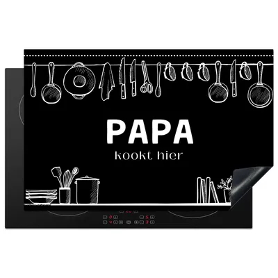Produktbild von KitchenYeah© Herdabdeckplatte Zitate - Daddy kocht hier - Schwarz - Vater , 80x52cm, Küche Deko, Glaskeramikkochfeld Herdabdeckung, Abdeckplatte fùr Kochfeld