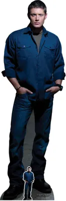 Obrázok produktu pre Supernatural Kartónový Stand-up Dean Winchester Modré tričko