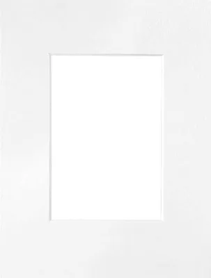 Produktbild von nielsen Passepartout Premium 2,0 mm, Außenformat 18x24 cm für Bilder 10x15 cm, weiß