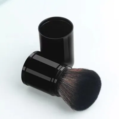 Produktbild von INF Einziehbare Puder-/Rougepinsel (2er-Pack) - Für Flüssig-, Creme- und Puderanwendung Schwarz