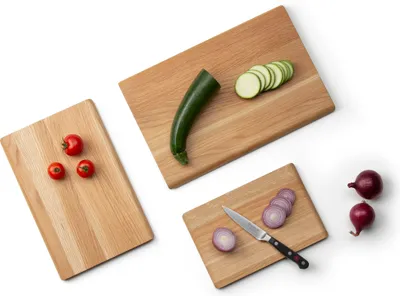 Obrázek produktu pro Krájecí deska CONTINENTA, dub 30 x 20 x 1,5 cm 4121 4017167412108 Výhodná sada – 2 ks – včetně 4 nerezových brček