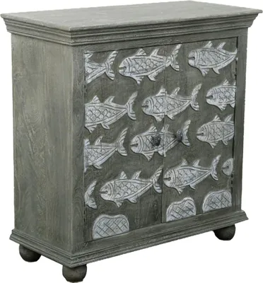 Image de Marrakech Commode Bouchra en bois massif gris 90cm | Fait main style boho vintage avec motifs de poissons sculptés | Bois buffet armoire salon couloir salle à manger | Shabby Chic meuble unique