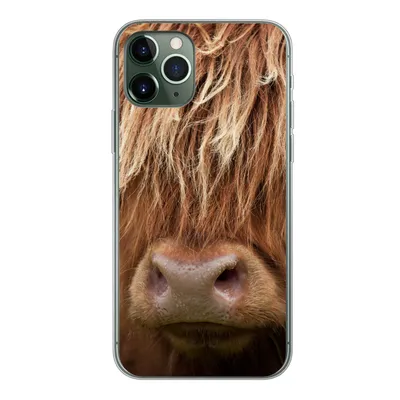 Produktbild von MuchoWow® Handyhülle Schutzhülle Hülle für iPhone 11 Pro Schottischer Highlander - Nase - Haare Silikon Softcase Handy Hülle - Handy