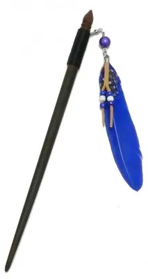 Produktbild von 1 x Haarnadel aus Holz mit blauer Feder
