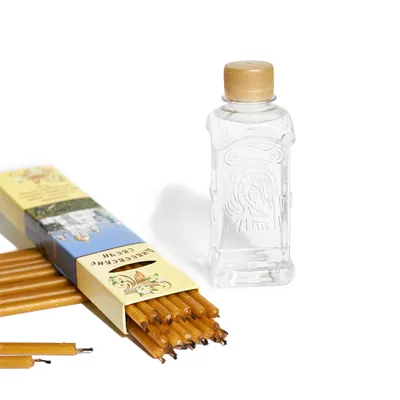 Produktbild von SET für HAUSGEBET: 20 Stk. Bienenwachskerzen "Diveevo" Nr.100 + Weihwasser 0,25 L