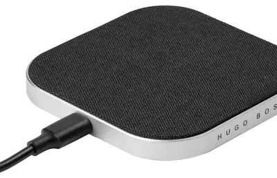 Produktbild von HUGO BOSS Wireless charger Illusion Chrome