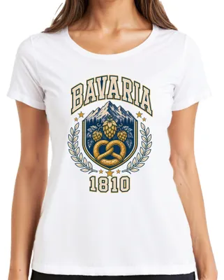 Imagen del producto de Baviera, 1810, , Brezel bávara, lúpulo, montañas, pantalones de cuero tradicionales, camiseta para mujer, blanca, talla XL
