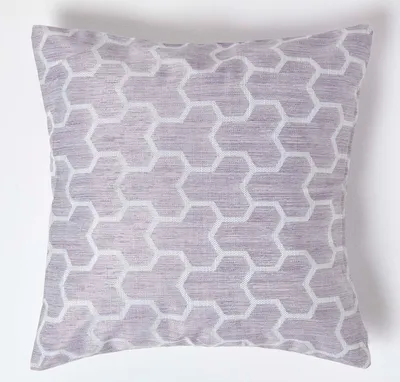 Image de HOMESCAPES Taie d'oreiller à motif géométrique lilas, 45 x 45 cm