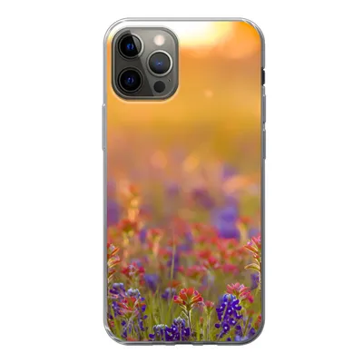 Produktbild von MuchoWow® Handyhülle Schutzhülle Hülle für iPhone 12 Pro Blumen - Gold - Sonne Silikon Softcase Handy Hülle - Abdeckung